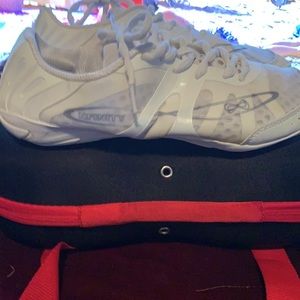 NFinity Vengeance Cheer shoes women’s size 9.